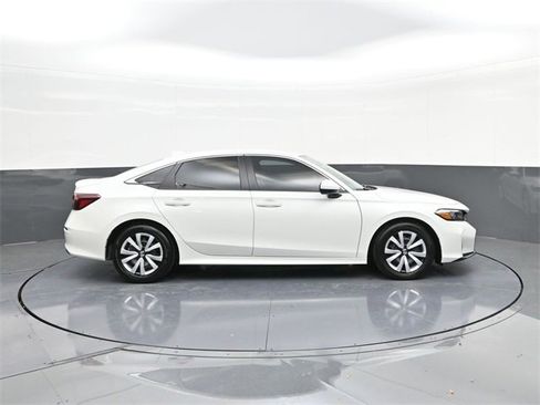 Certified 2026 Honda Civic LX image 24