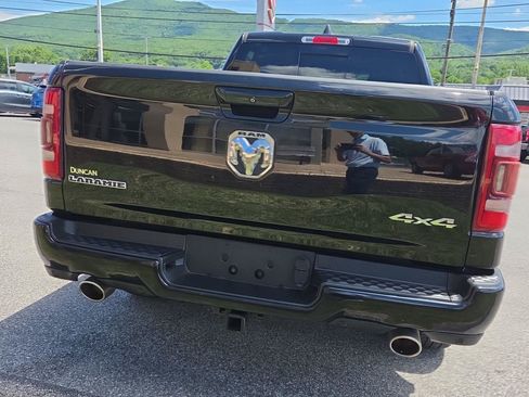 Used 2019 RAM 1500 Laramie AWD/4WD image 4