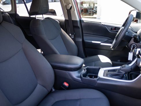 Used 2025 Toyota RAV4 LE FWD image 23