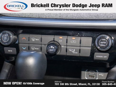 Used 2025 Jeep Compass Latitude image 22