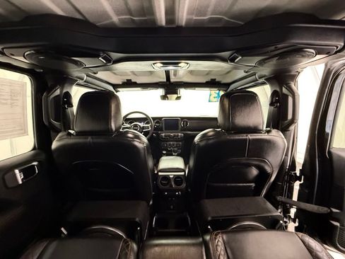 Used 2023 Jeep Gladiator Overland AWD/4WD image 29
