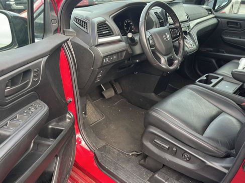 Used 2025 Honda Odyssey Sport-L image 10