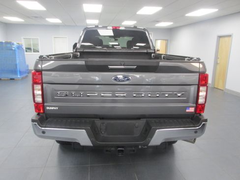 Used 2021 Ford F250 XLT w/ XLT Premium Package AWD/4WD image 6