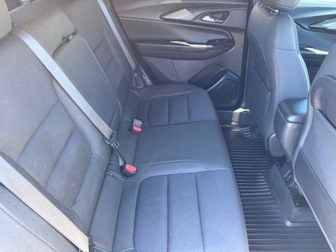 Used 2023 Chevrolet TrailBlazer RS w/ Convenience Package FWD image 13