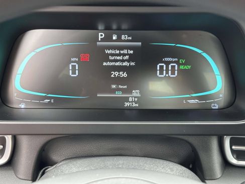 Used 2026 Hyundai Elantra Hybrid FWD image 19