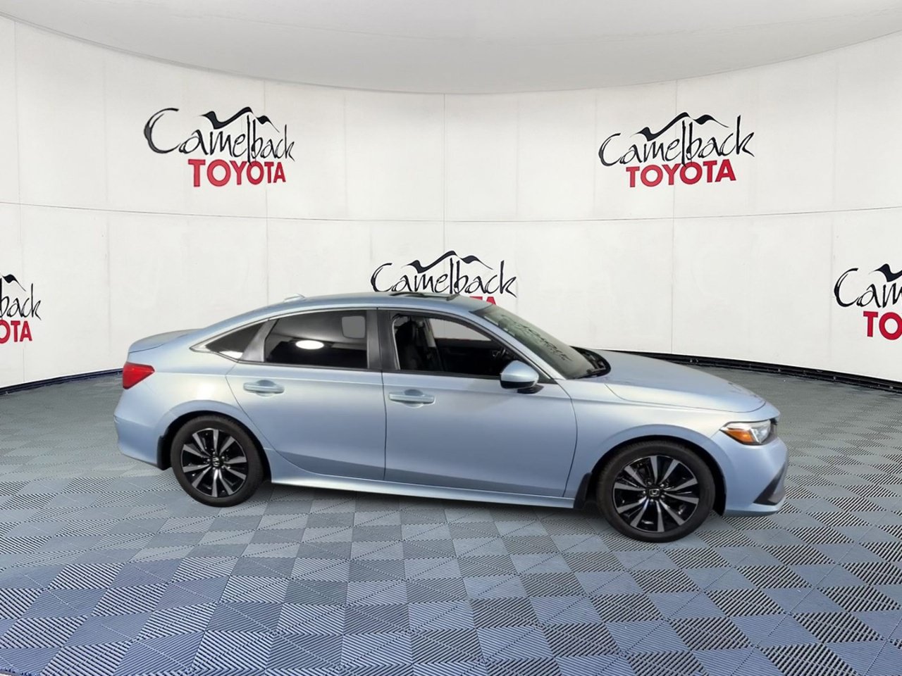 Used 2022 Honda Civic EX image 4