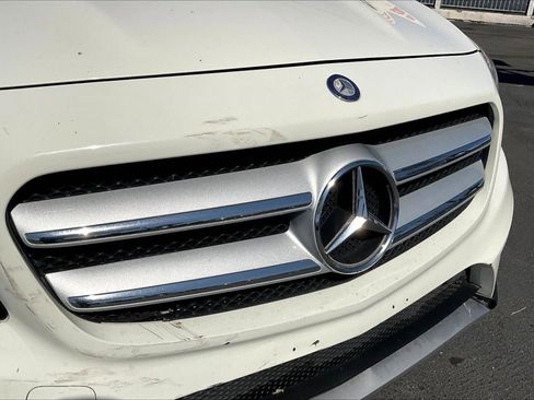 Used 2015 Mercedes-Benz GLA 250 4MATIC image 28