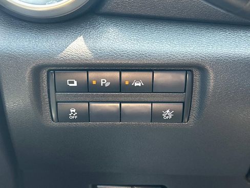 Used 2024 Nissan Versa S w/ Trunk Package FWD image 25