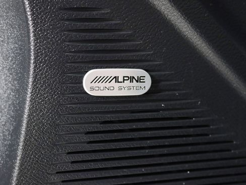 Used 2021 Dodge Challenger GT w/ Driver Convenience Group image 30