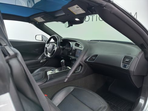 Used 2018 Chevrolet Corvette Z06 RWD image 26