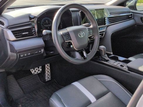 Certified 2025 Toyota Camry SE FWD image 9