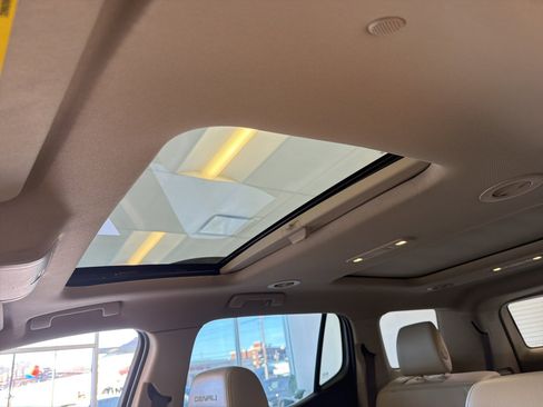 Used 2019 GMC Acadia Denali w/ Technology Package image 31