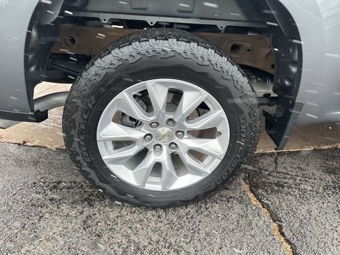 Used 2022 Chevrolet Silverado 1500 Custom image 35