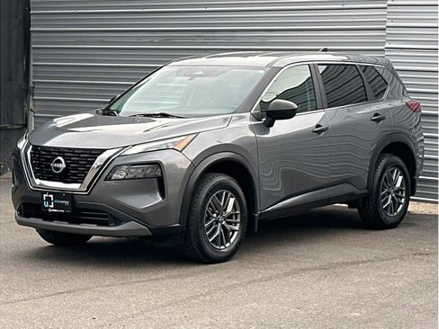 Used 2023 Nissan Rogue S image 6