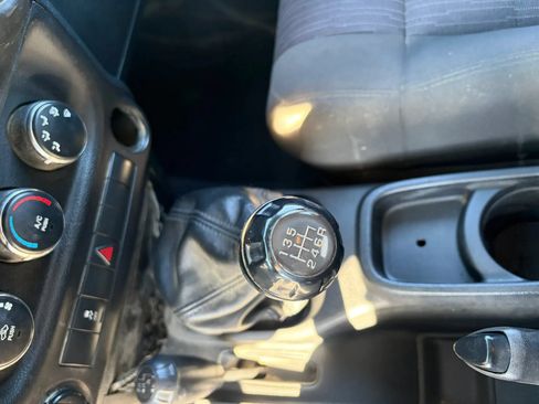 Used 2011 Jeep Wrangler Unlimited Sport AWD/4WD image 31