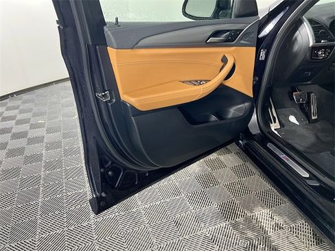 Used 2021 BMW X3 xDrive30i w/ M Sport Package image 16