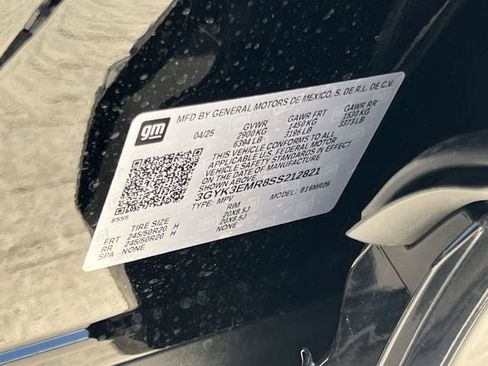 New 2025 Cadillac Optiq Sport 1 image 25