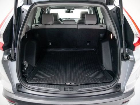 Used 2018 Honda CR-V Touring image 9