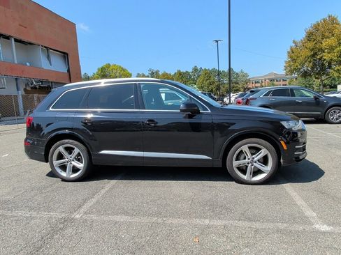 Used 2019 Audi Q7 3.0T Prestige AWD/4WD image 2