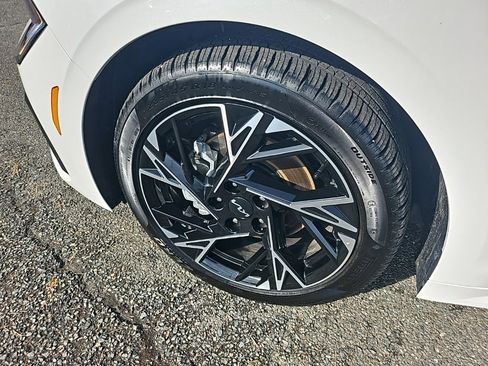 Used 2025 Kia K5 GT-Line w/ GT-Line Premium Package image 16