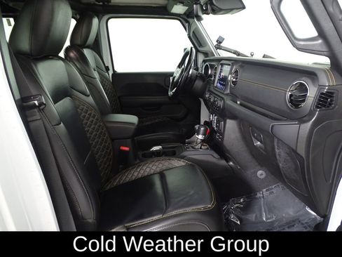 Used 2021 Jeep Gladiator Overland image 13