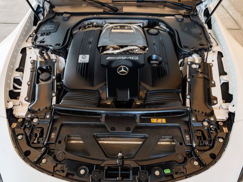 Used 2025 Mercedes-Benz AMG GT 63 image 23