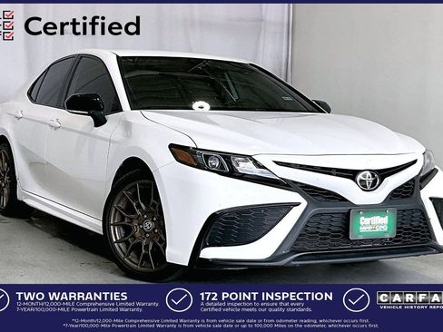 Used 2023 Toyota Camry SE image 1
