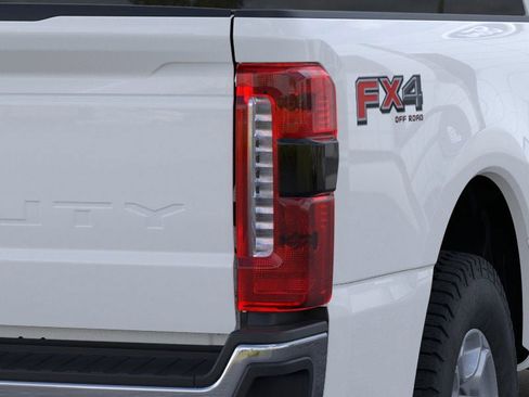 New 2026 Ford F350 XLT w/ XLT Premium Package image 21