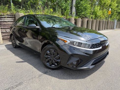 Used 2022 Kia Forte Sedan FWD image 4