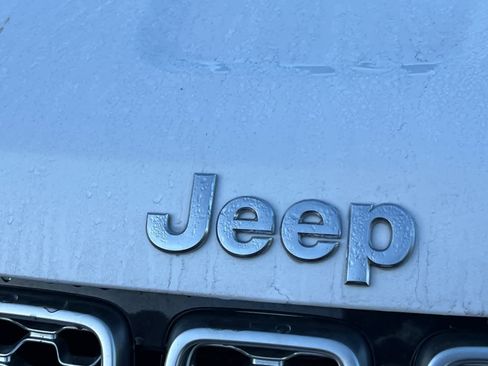 Used 2018 Jeep Grand Cherokee Summit w/ Platinum Series Group image 10