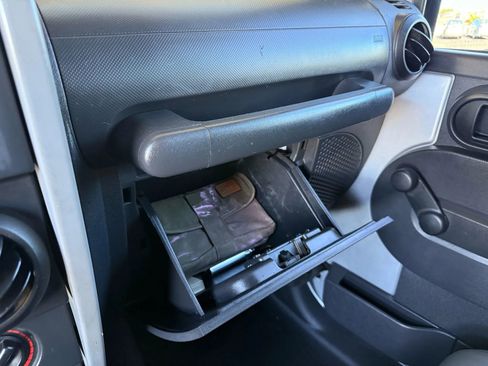 Used 2009 Jeep Wrangler X image 36