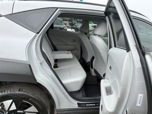 Used 2024 Hyundai Kona SEL image 23