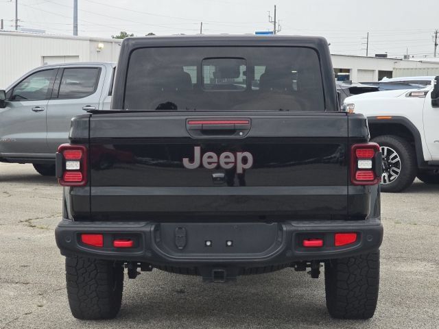 Used 2024 Jeep Gladiator Rubicon AWD/4WD image 4