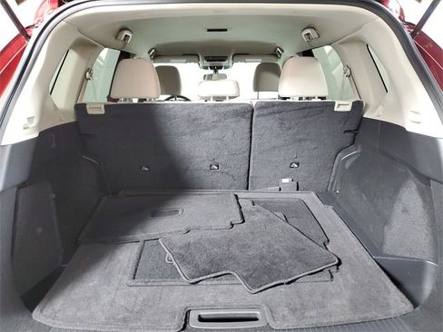 Used 2022 Nissan Rogue SV image 9