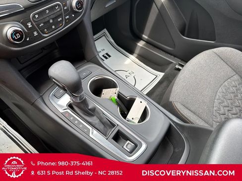 Used 2024 Chevrolet Equinox LT AWD/4WD image 23