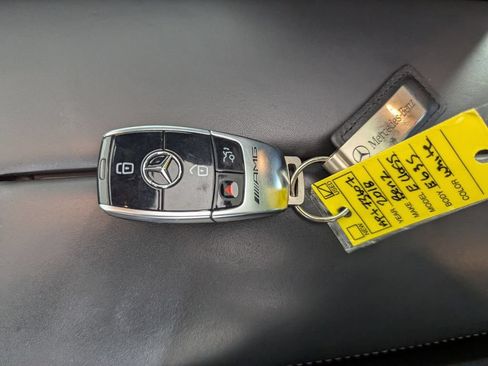 Used 2018 Mercedes-Benz E 63 AMG S image 33