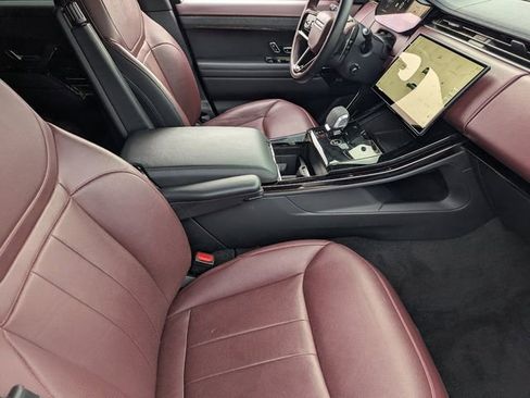 Used 2024 Land Rover Range Rover Sport Dynamic SE image 11