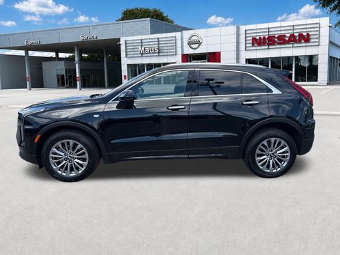 Used 2024 Cadillac XT4 Premium Luxury FWD image 7