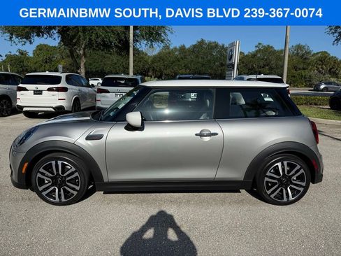 Used 2023 MINI Cooper S w/ Signature Upholstery Package FWD image 4