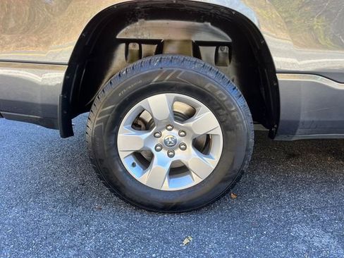 Used 2022 RAM 1500 Big Horn image 13