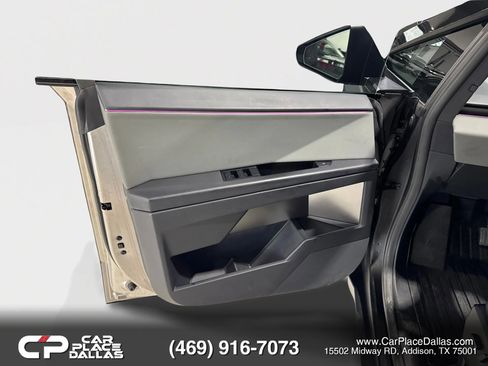 Used 2025 Tesla Cybertruck 2WD Crew Cab image 10