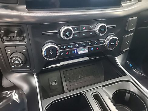 Used 2025 Ford F150 Raptor AWD/4WD image 31