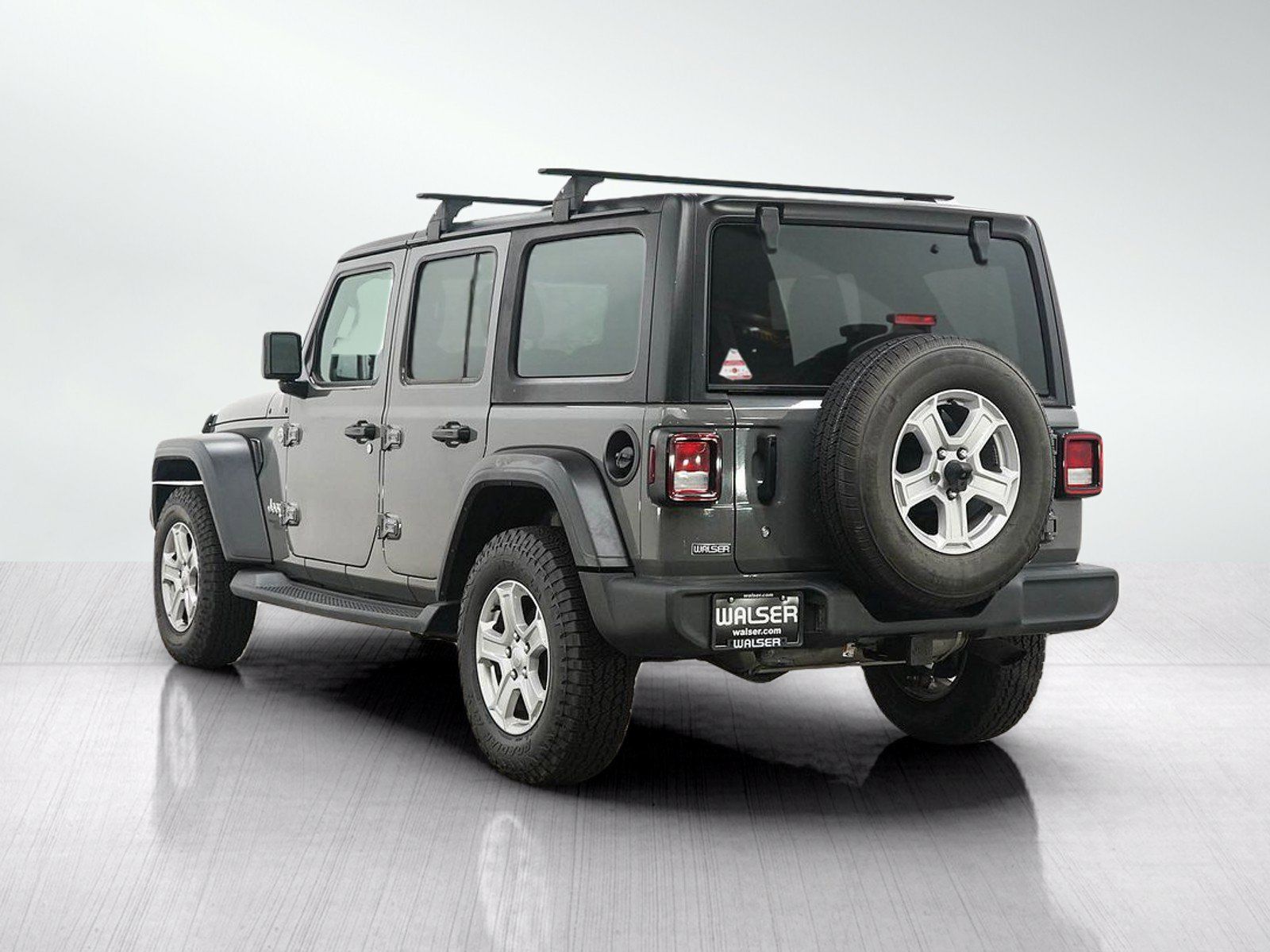 Used 2018 Jeep Wrangler Unlimited Sport S AWD/4WD image 3