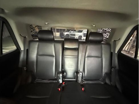 Used 2016 Toyota 4Runner Limited image 29