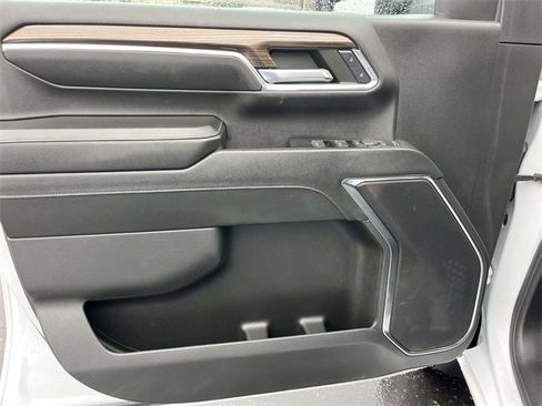 Used 2024 Chevrolet Silverado 3500 LT image 27