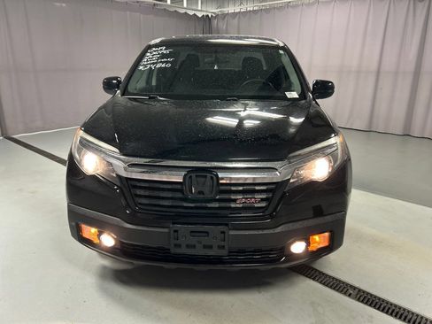 Used 2019 Honda Ridgeline Sport image 2