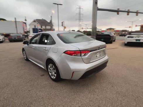 Used 2024 Toyota Corolla LE FWD image 6