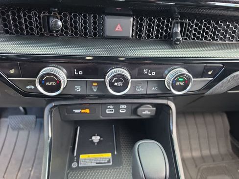 Used 2025 Honda CR-V Sport Touring image 19