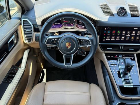 Certified 2023 Porsche Cayenne S AWD/4WD image 14