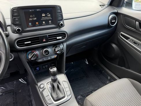Used 2019 Hyundai Kona SEL FWD image 14